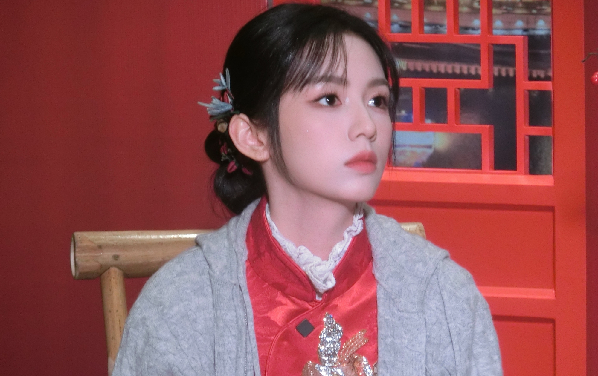 Mỹ nhân đẹp nhất đêm giao thừa 2025: Nhan sắc ngọt ngào tựa búp bê, thách thức mọi ống kính hung thần- Ảnh 4. Mỹ nhân đẹp nhất đêm giao thừa 2025: Nhan sắc ngọt ngào tựa búp bê, thách thức mọi ống kính hung thần- Ảnh 4.