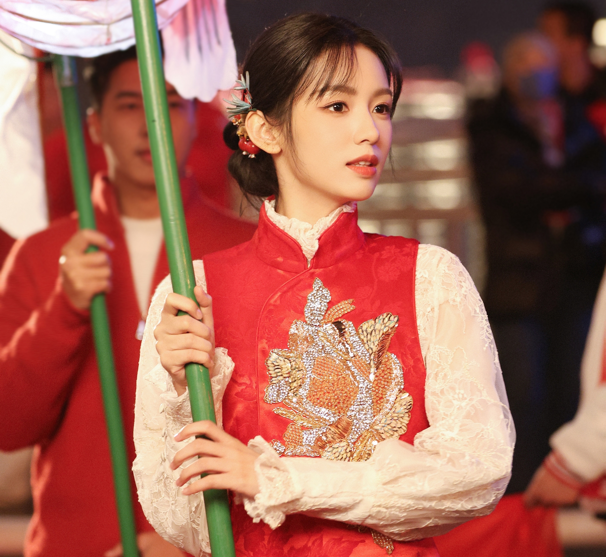 Mỹ nhân đẹp nhất đêm giao thừa 2025: Nhan sắc ngọt ngào tựa búp bê, thách thức mọi ống kính hung thần- Ảnh 1. Mỹ nhân đẹp nhất đêm giao thừa 2025: Nhan sắc ngọt ngào tựa búp bê, thách thức mọi ống kính hung thần- Ảnh 1.