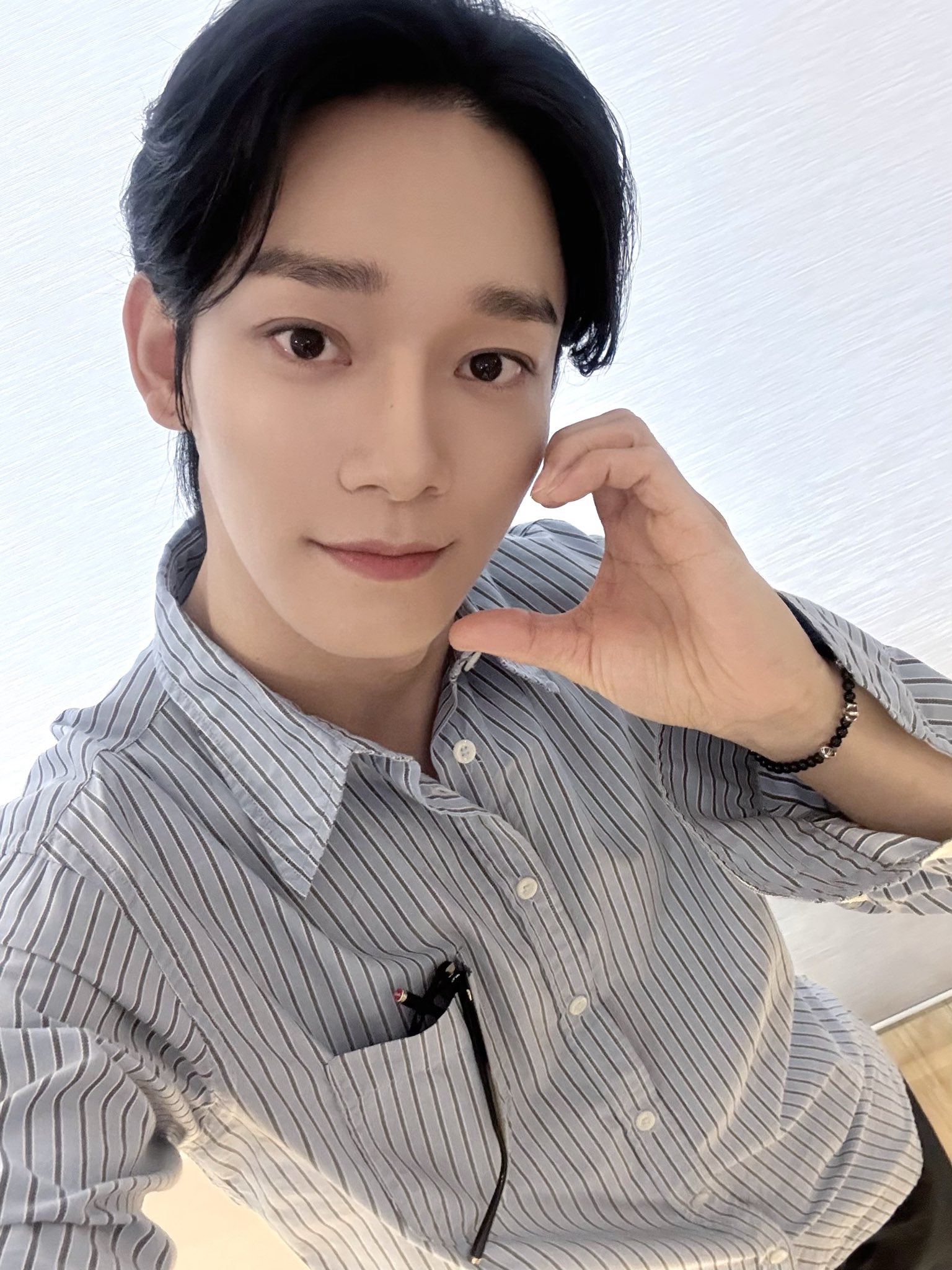 Ca sĩ 9X hết thời tổ chức sự kiện chỉ có 20 fan tham dự- Ảnh 2. Ca sĩ 9X hết thời tổ chức sự kiện chỉ có 20 fan tham dự- Ảnh 2.