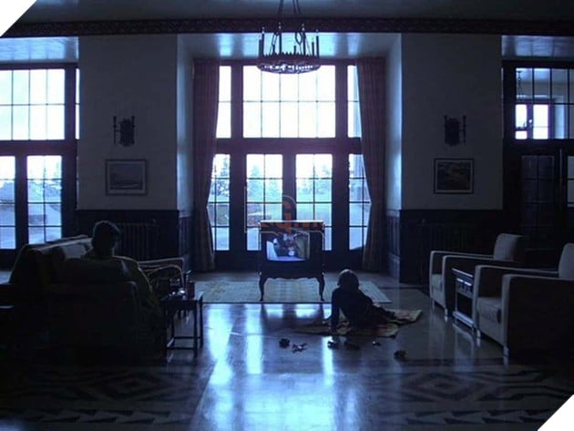 Top Nhung Chi Tiet Ma Khan Gia Da Bo Qua Trong Phim The Shining (Phan 1) 3 Top Những Chi Tiết Mà Khán Giả Đã Bỏ Qua Trong Phim The Shining Phần 1 3