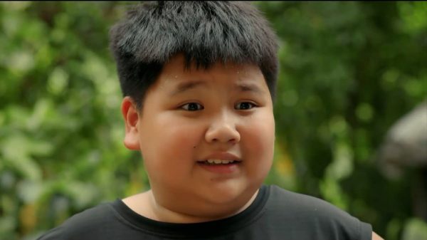 Cảnh phim giờ vàng hút triệu lượt xem chien do 2815 1759047875951 17590478762141776390441