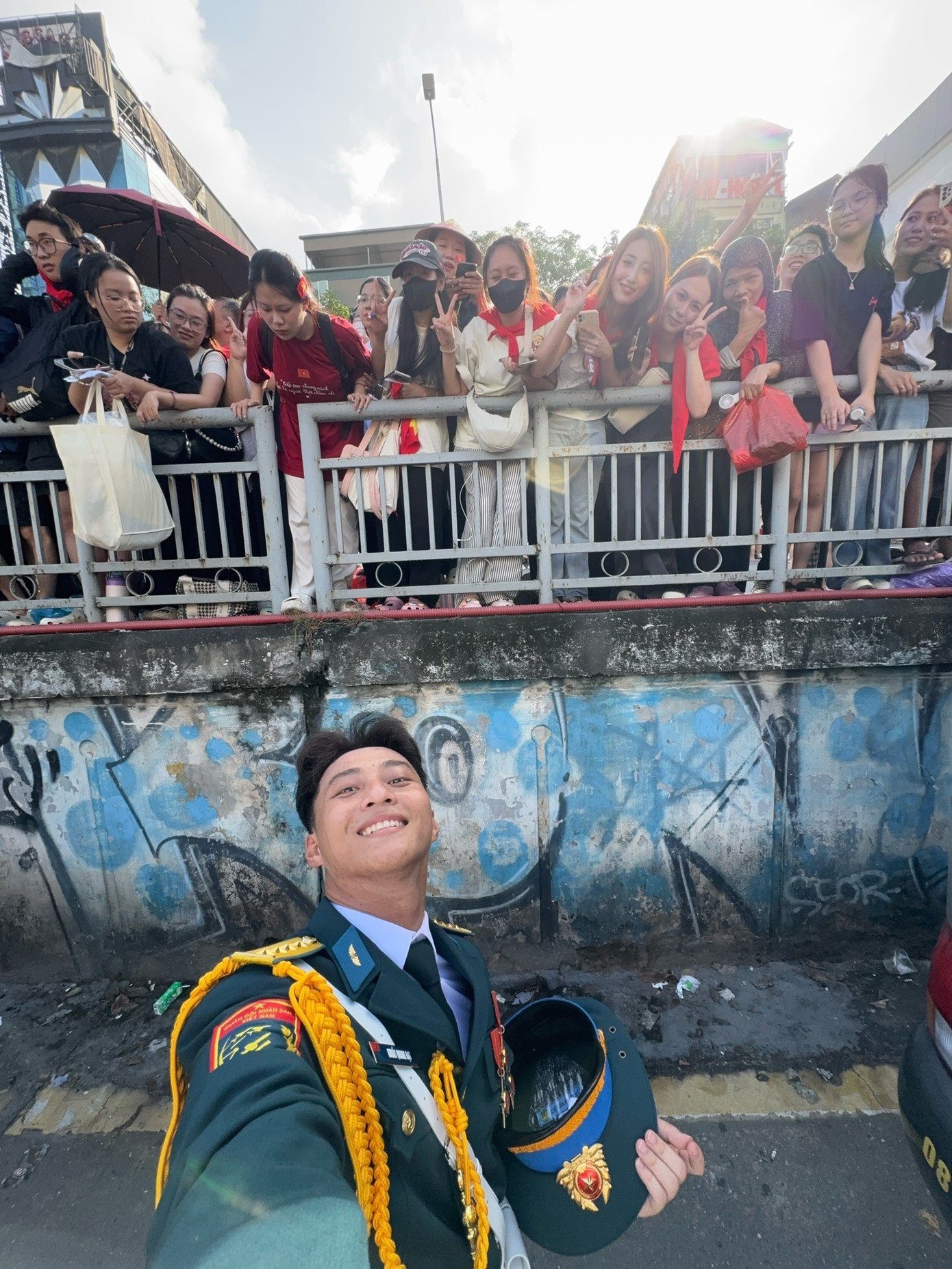 Chiến sĩ trẻ viết thư tay cảm ơn người dân, khép lại hành trình A80 đầy xúc động - 5