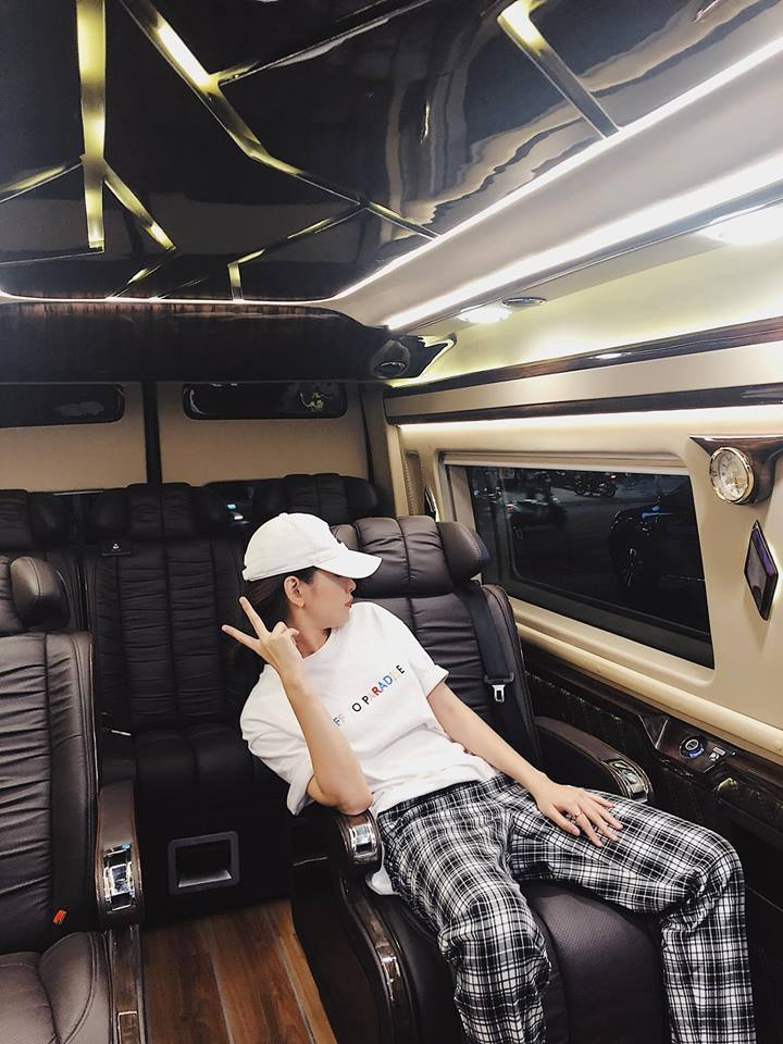 Nữ ca sĩ ở penthouse 100 tỷ đồng, mở tiệm bán phở 200.000 đồng/bát, bạn trai tin đồn toàn thiếu gia nghìn tỷ- Ảnh 5.