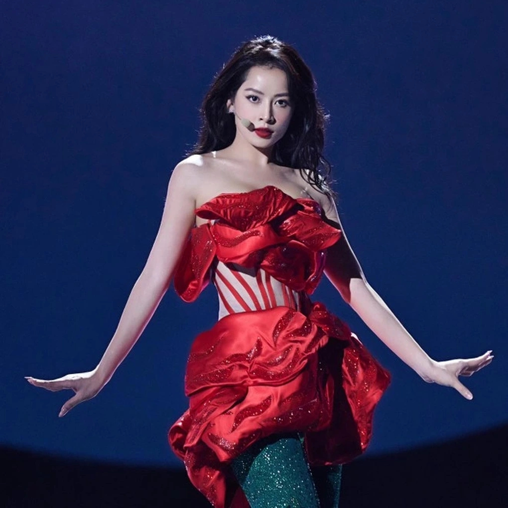 Nữ ca sĩ ở penthouse 100 tỷ đồng, mở tiệm bán phở 200.000 đồng/bát, bạn trai tin đồn toàn thiếu gia nghìn tỷ- Ảnh 2.