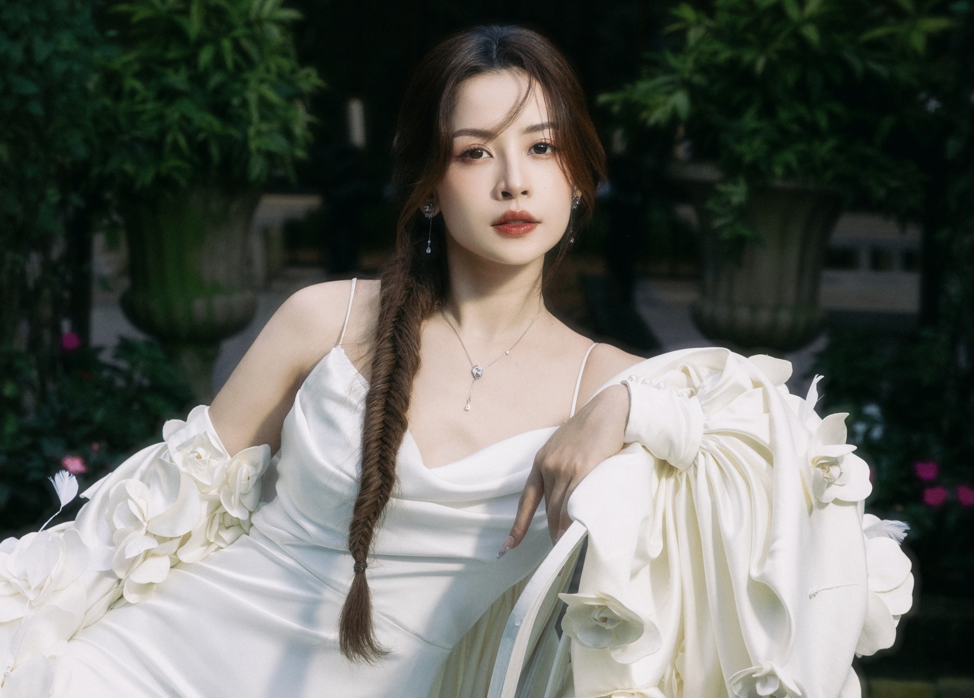 Nữ ca sĩ ở penthouse 100 tỷ đồng, mở tiệm bán phở 200.000 đồng/bát, bạn trai tin đồn toàn thiếu gia nghìn tỷ- Ảnh 4.