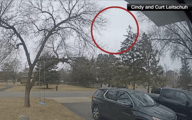 Khoảnh khắc thảm kịch kinh hoàng khi máy bay rơi thẳng vào khu dân cư tại Mỹ khiến tất cả thiệt mạng- Ảnh 3.