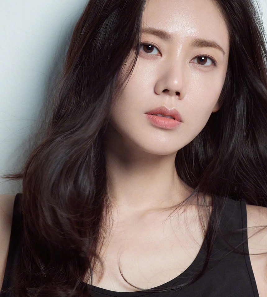 Lộ clip chồng 1 “chị đẹp” đưa gái trẻ đi bar, còn ôm trên xe- Ảnh 9.