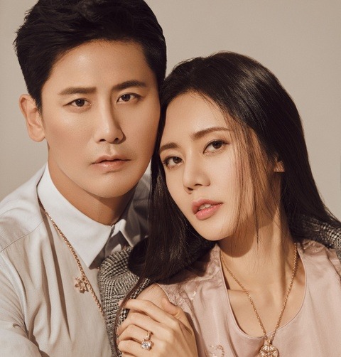 Lộ clip chồng 1 “chị đẹp” đưa gái trẻ đi bar, còn ôm trên xe- Ảnh 7.