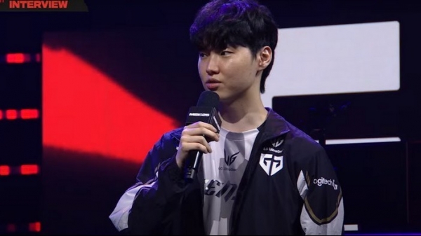 Phỏng vấn Gen.G Chovy sau trận thắng: Mục tiêu tối thượng của Gen.G là đánh bại T1! chovy 320250710150404jpg
