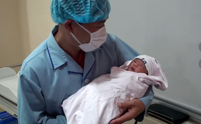 4 cô công chúa nhỏ tuổi Ất Tỵ: Vừa cất tiếng khóc đã là 4 cô công chúa nhỏ tuổi Ất Tỵ: Vừa cất tiếng khóc đã là