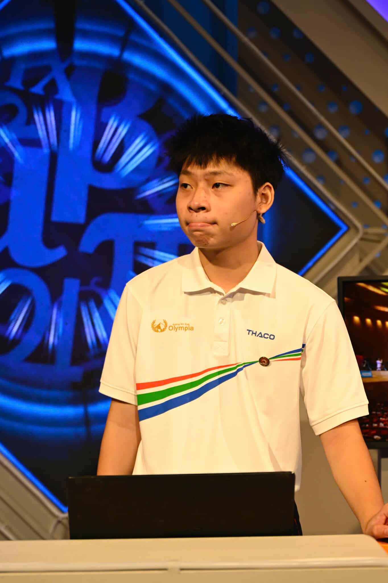 4 “nhà leo núi” chuẩn bị trước khi vào cuộc thi.