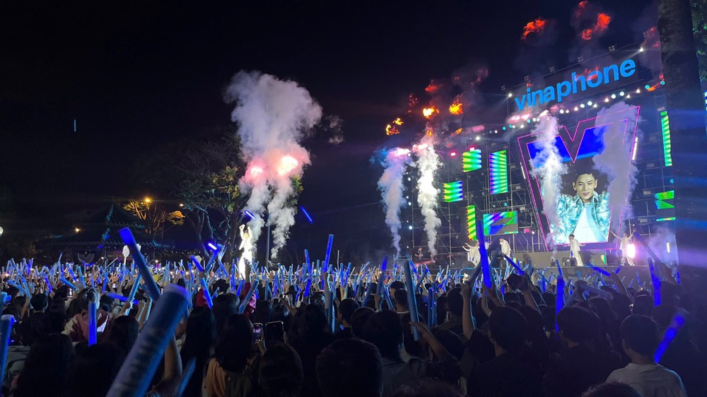 Chuỗi đại nhạc hội Sound Freedom by VinaPhone trở lại: Lineup cực cháy, sân khấu siêu hoành tráng - 3