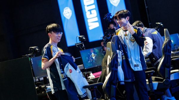 Kết quả CKTG 2025 hôm nay 17/10: CFO thua nuối tiếc, AL và KT vào tứ kết 30 Kết quả CKTG 2025 hôm nay 17/10: CFO thua nuối tiếc, AL và KT vào tứ kết cktg 2025 1710jpg