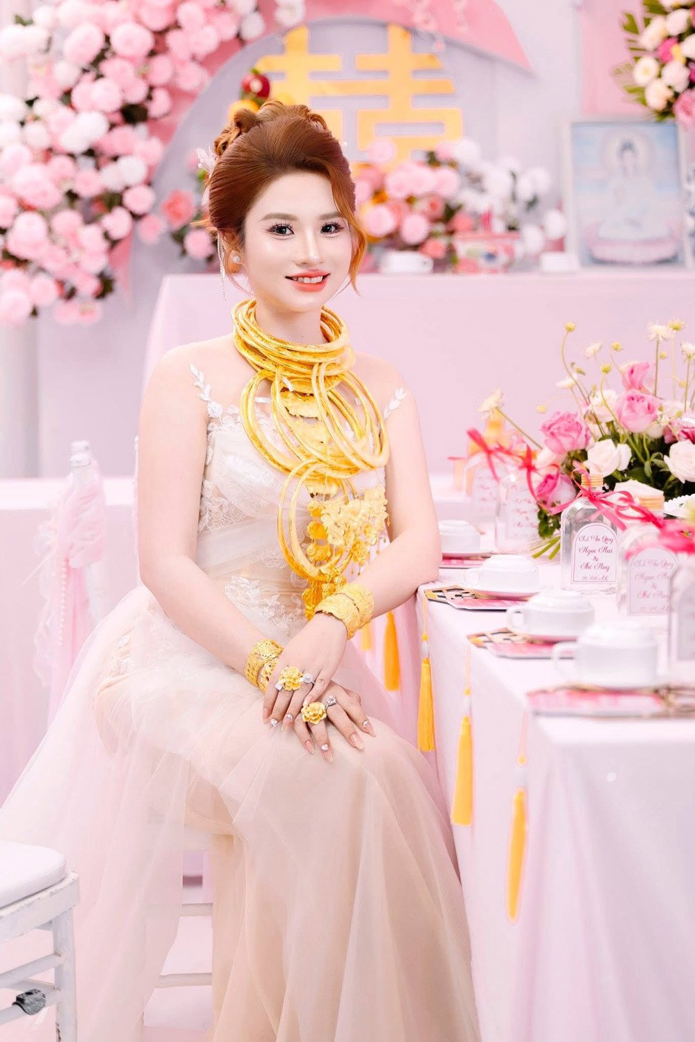 Cô dâu Ngọc Mai xinh đẹp trong ngày cưới 