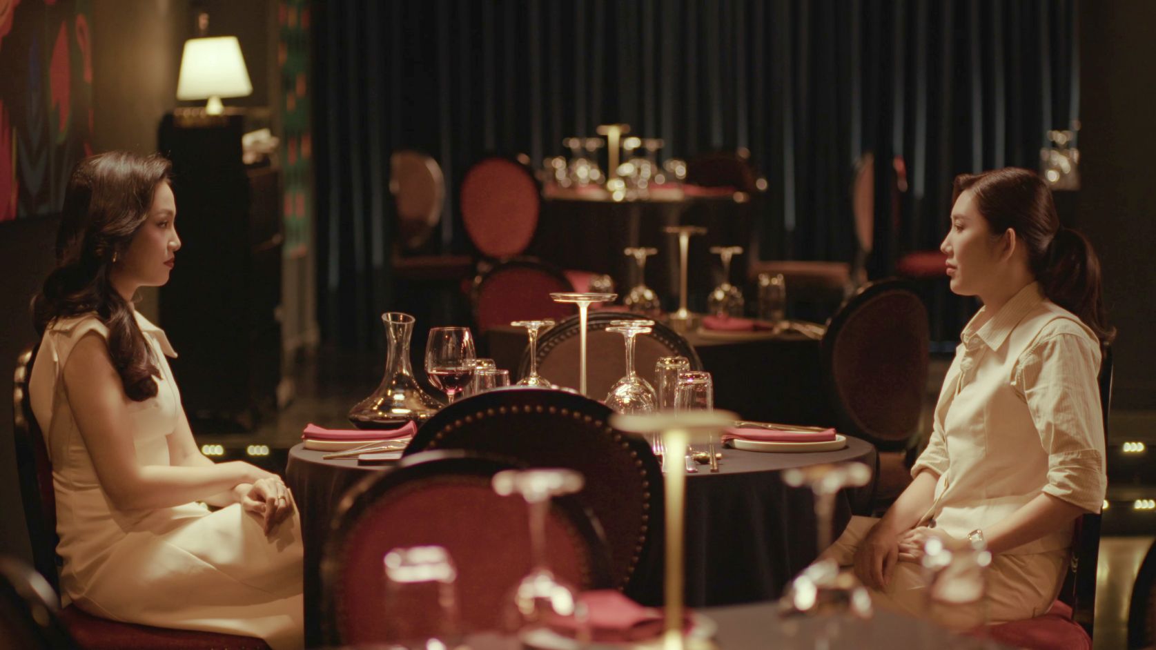 Phim phá án được hóng nhất lúc này: Nội dung rất giật gân, nhưng tâm điểm lại là nhan sắc của dàn diễn viên nữ không lỗ hổng visual- Ảnh 2.