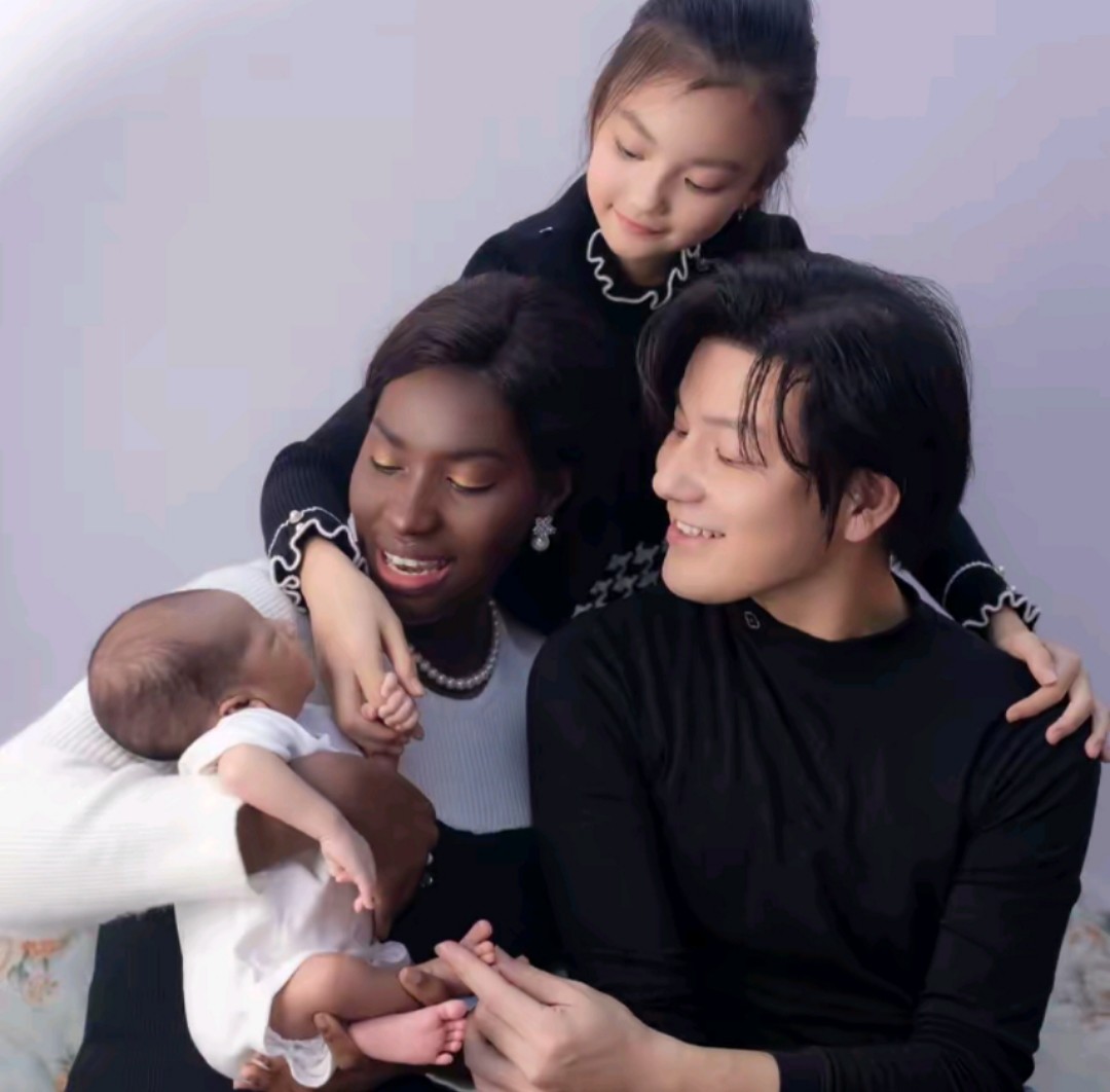 co-gai-chau-phi-bi-cam-nang-qua-tam-anh-quyet-cuoi-chang-trai-tung-mot-lan-do-7-1759850031-182-width1080height1062 Cô gái châu Phi bị “cảm nắng” qua tấm ảnh, quyết cưới người đàn ông từng qua một lần đò - 4