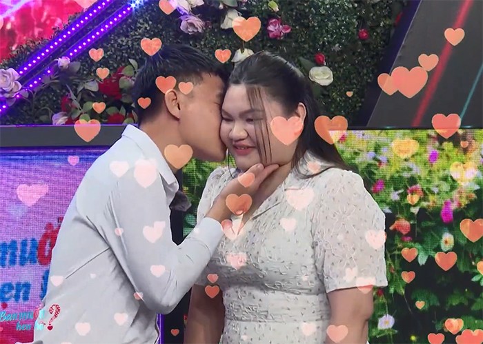 Cô gái giống hệt “mẹ chồng tương lai” khiến thầy giáo vội bấm nút hẹn hò - 6