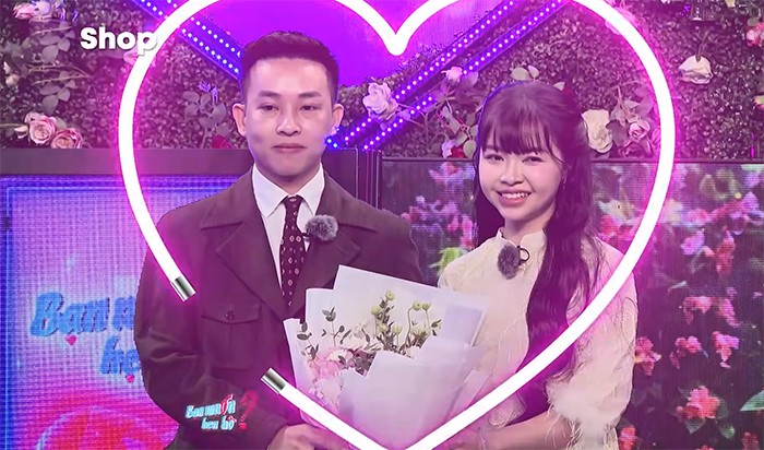 co-gai-hue-xinh-dep-tu-choi-ban-trai-cuc-pham-gay-tiec-nuoi-ban-trai-cuc-pham-4-1761060620-243-width700height412 Cô gái Huế xinh đẹp từ chối “bạn trai cực phẩm” gây tiếc nuối - 4