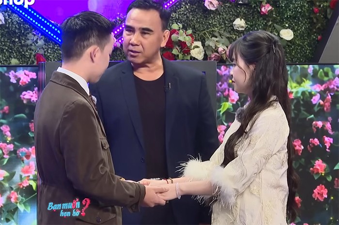 co-gai-hue-xinh-dep-tu-choi-ban-trai-cuc-pham-gay-tiec-nuoi-ban-trai-cuc-pham-6-1761060735-355-width700height465 Cô gái Huế xinh đẹp từ chối “bạn trai cực phẩm” gây tiếc nuối - 6