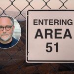 Đạo Diễn Jurassic World Chuẩn Bị Làm Phim Về Khu Vực Bí Ẩn Area 51 colin lam phim ve khu 51 zczxjpg