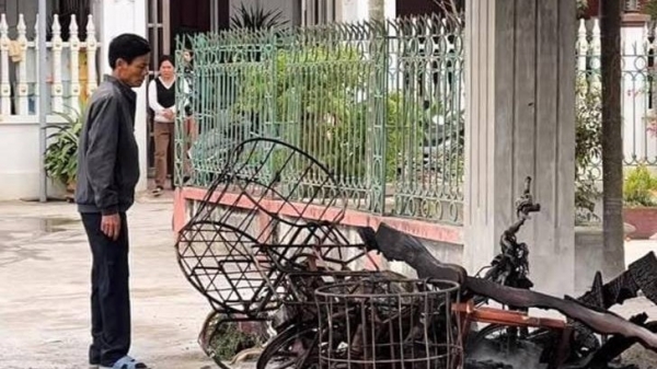 Nghịch tử đốt trụi xe máy của cha vì không xin được 100k 30 Nghịch tử đốt trụi xe máy của cha vì không xin được 100k con dot xe cha 120250124160839jpg