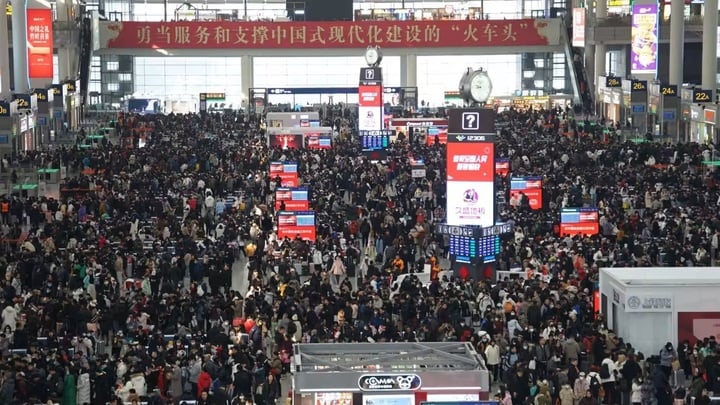 Kỷ lục hơn 9 tỷ chuyến đi dịp Tết Nguyên đán ở Trung Quốc- Ảnh 1. Kỷ lục hơn 9 tỷ chuyến đi dịp Tết Nguyên đán ở Trung Quốc- Ảnh 1.