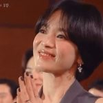 Clip hot: Song Hye Kyo bật khóc ở Baeksang 2025 vì 1 người, nhìn cái ôm biết ngay mối quan hệ cực đặc biệt d 1746464214383 1746464214837246735192 16 0 362 660 crop 17464643483491429121605jpg