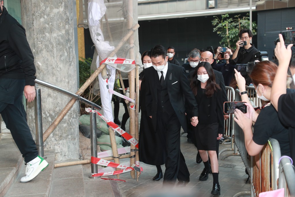 Ái nữ đắt giá nhất showbiz, được nam thần hạng A chi 1665 tỷ để nâng niu- Ảnh 5.