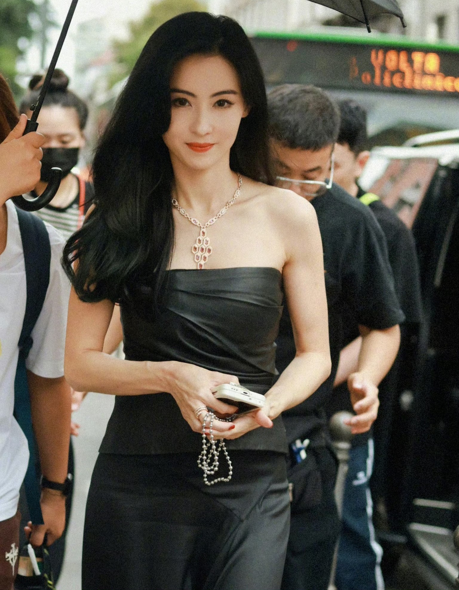 Trương Bá Chi được “nở mày nở mặt” nhờ 3 quý tử thần đồng- Ảnh 6.