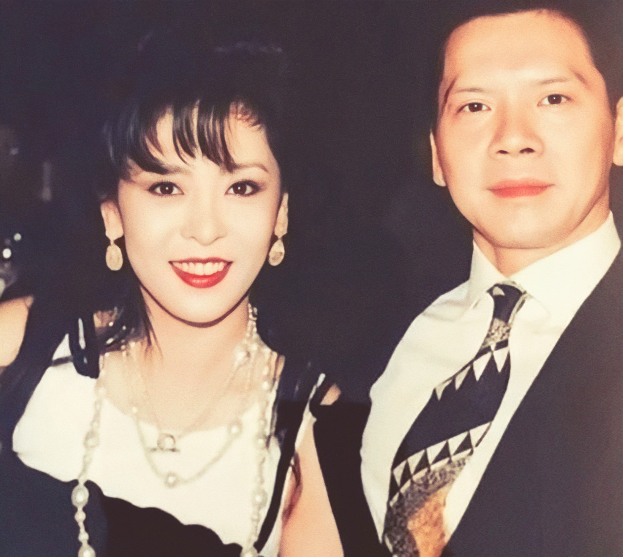 “Phú bà” showbiz tuyên bố nuôi vợ cũ của chồng cả đời, chủ động tăng tiền cấp dưỡng gấp 20 lần- Ảnh 4.