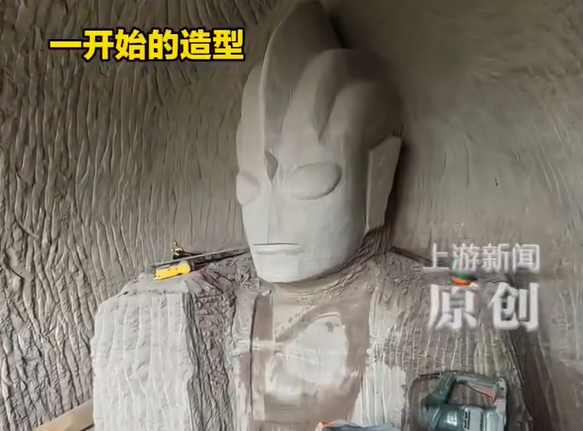 Bức tượng cao 2,8m mọc lên giữa khu di tích trọng điểm: Chính quyền vào cuộc- Ảnh 2. Bức tượng cao 2,8m mọc lên giữa khu di tích trọng điểm: Chính quyền vào cuộc- Ảnh 2.