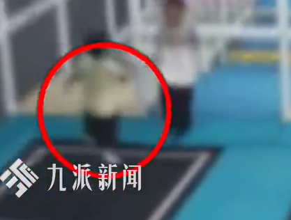 Bé trai 4 tuổi tử vong vì nghẹn trân châu trong trà sữa- Ảnh 3.