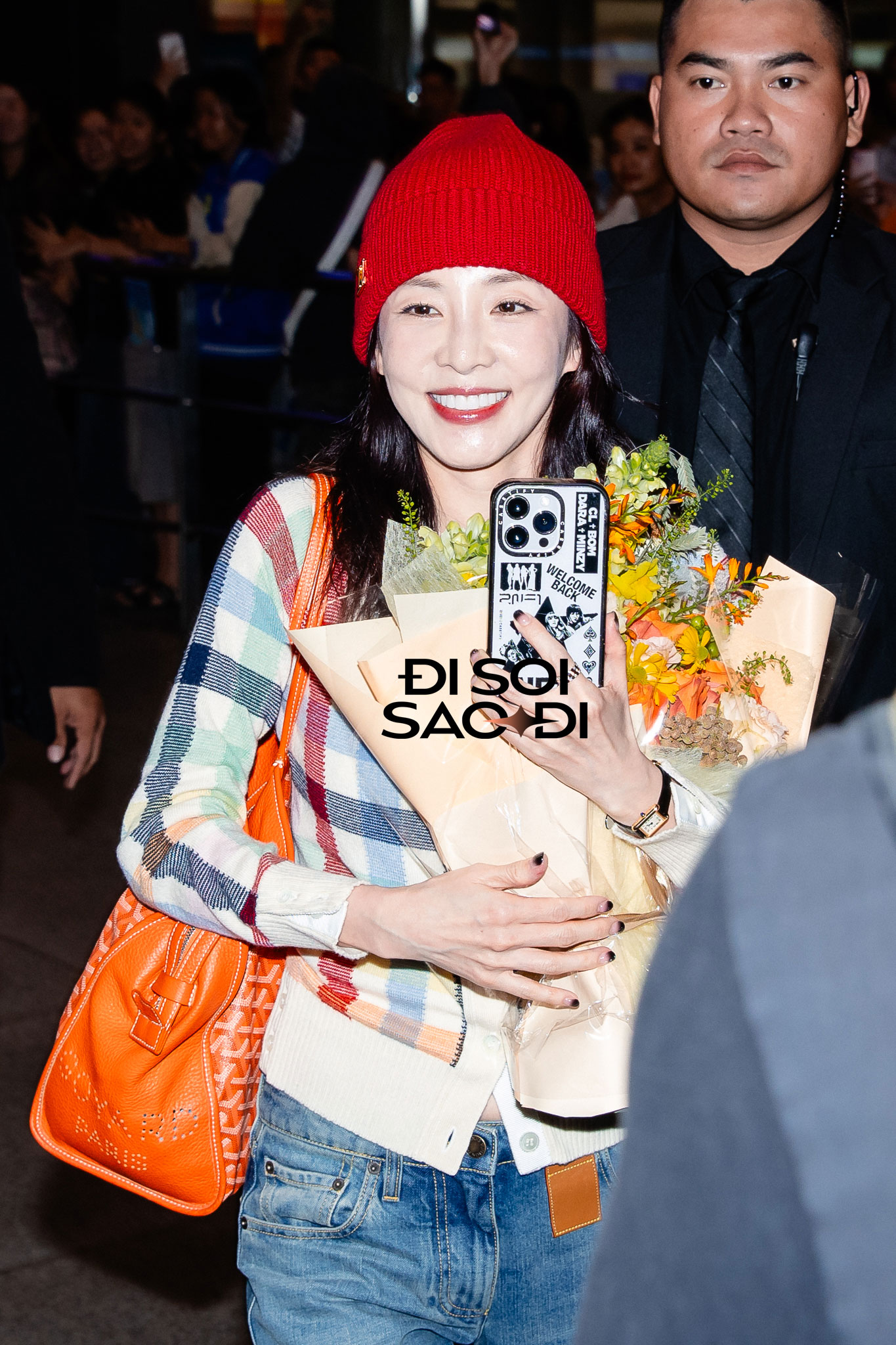 Dàn sao WATERBOMB đổ bộ Tân Sơn Nhất: Bi Rain kín đáo nhưng to cao ngời ngời, nữ idol gốc Việt lấn át