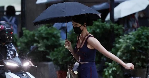 “Quái vật” Phượng hoàng hình thành, cảnh báo bão mạnh cấp siêu bão 27 “Quái vật” Phượng hoàng hình thành, cảnh báo bão mạnh cấp siêu bão dai laon 17623895683151282829126 1762399085763985886647 25 0 461 698 crop 17623990899291500114574jpg