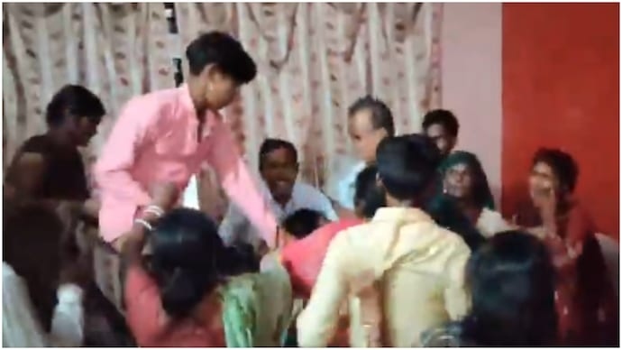 Vợ gọi người thân tới đánh chồng và lý do bất ngờ- Ảnh 1. img