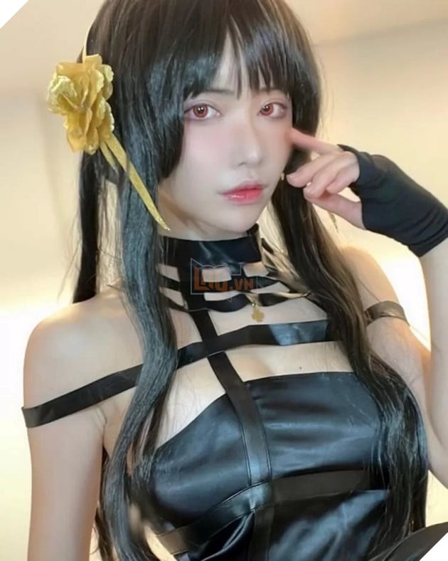 Những nhân vật anime từng được cosplay bởi diễn viên Eimi Fukada 5