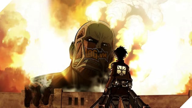 Fan Attack on Titan dựng Colossal Titan cao 12 mét trong sân sau, hàng xóm hoảng hốt gọi cảnh sát