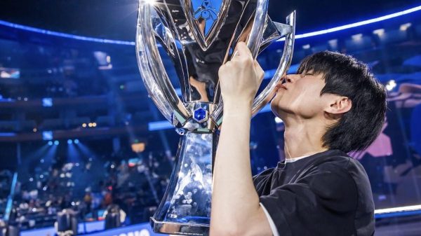 Nhìn Lại 3505 ngày và chức vô địch của DRX Deft - Dấu Chấm Cho Sự Nghiệp Bền Bỉ Của Alpaca deft lmht 3 zlvojpg