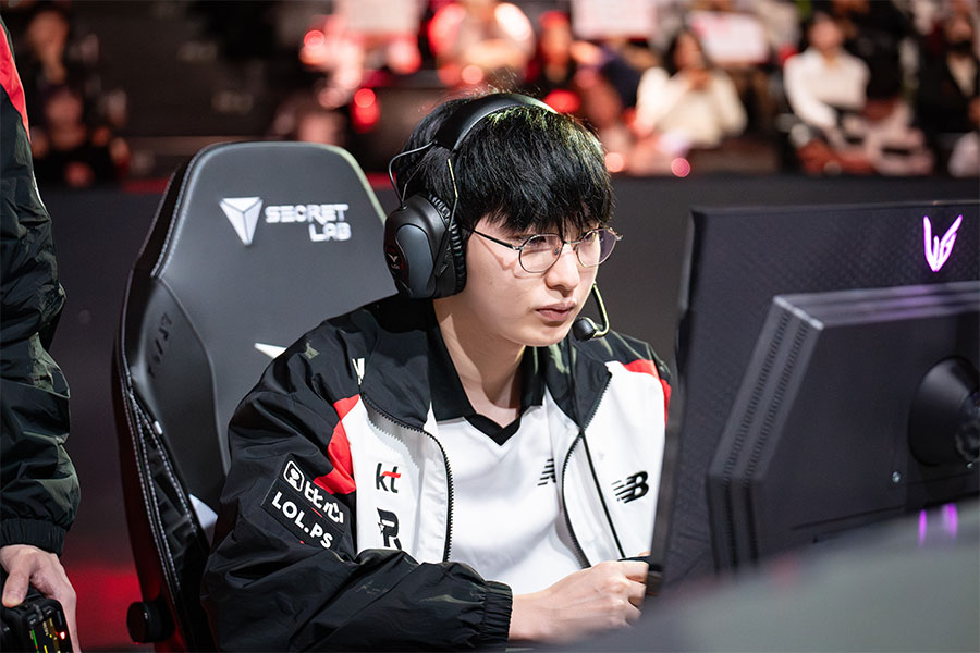 Chung kết CKTG 2025: Cuộc so tài đỉnh cao của T1 Gumayusi và KT Deokdam deokdam