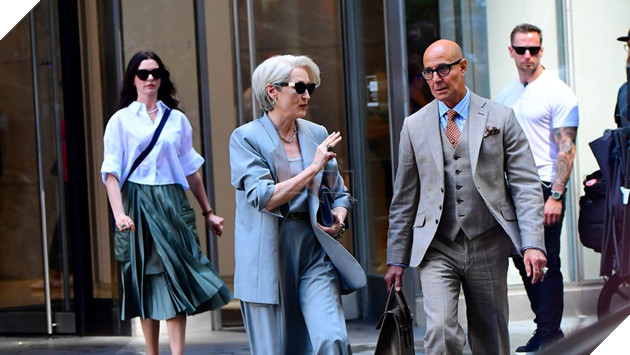 Phần phim Devil Wears Prada 2 bị rò rỉ nhiều hình ảnh vì paparazzi dù chưa công chiếu.