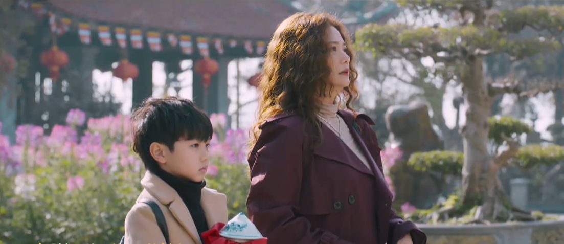 Màn lột xác quá gắt của mỹ nhân Việt đẹp như Triệu Vy, đổi mỗi kiểu tóc mà tưởng vừa hút mỡ gọt cằm- Ảnh 3. Màn lột xác quá gắt của mỹ nhân Việt đẹp như Triệu Vy, đổi mỗi kiểu tóc mà tưởng vừa hút mỡ gọt cằm- Ảnh 3.