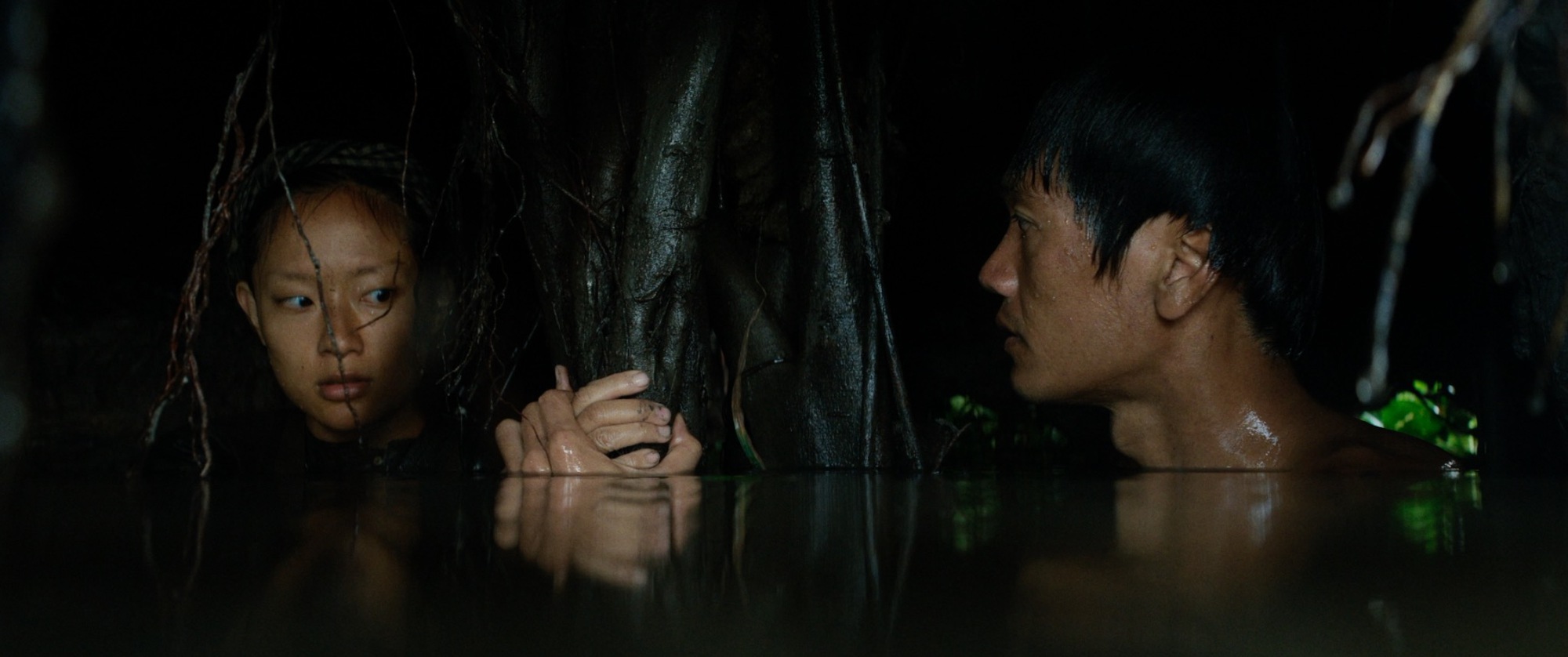 Địa Đạo: Ngôn ngữ điện ảnh đích thực đã trở lại với phim Việt!- Ảnh 2.