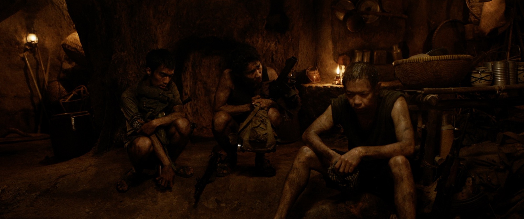 Địa Đạo: Ngôn ngữ điện ảnh đích thực đã trở lại với phim Việt!- Ảnh 1.