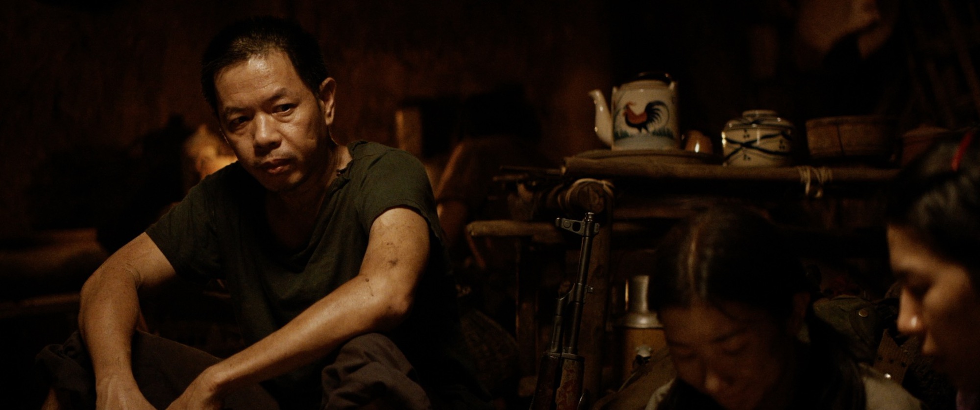 Địa Đạo: Mặt Trời Trong Bóng Tối – Cuộc chiến không ánh mặt trời vẫn rực cháy tinh thần dân tộc- Ảnh 4. Địa Đạo: Mặt Trời Trong Bóng Tối – Cuộc chiến không ánh mặt trời vẫn rực cháy tinh thần dân tộc- Ảnh 4.