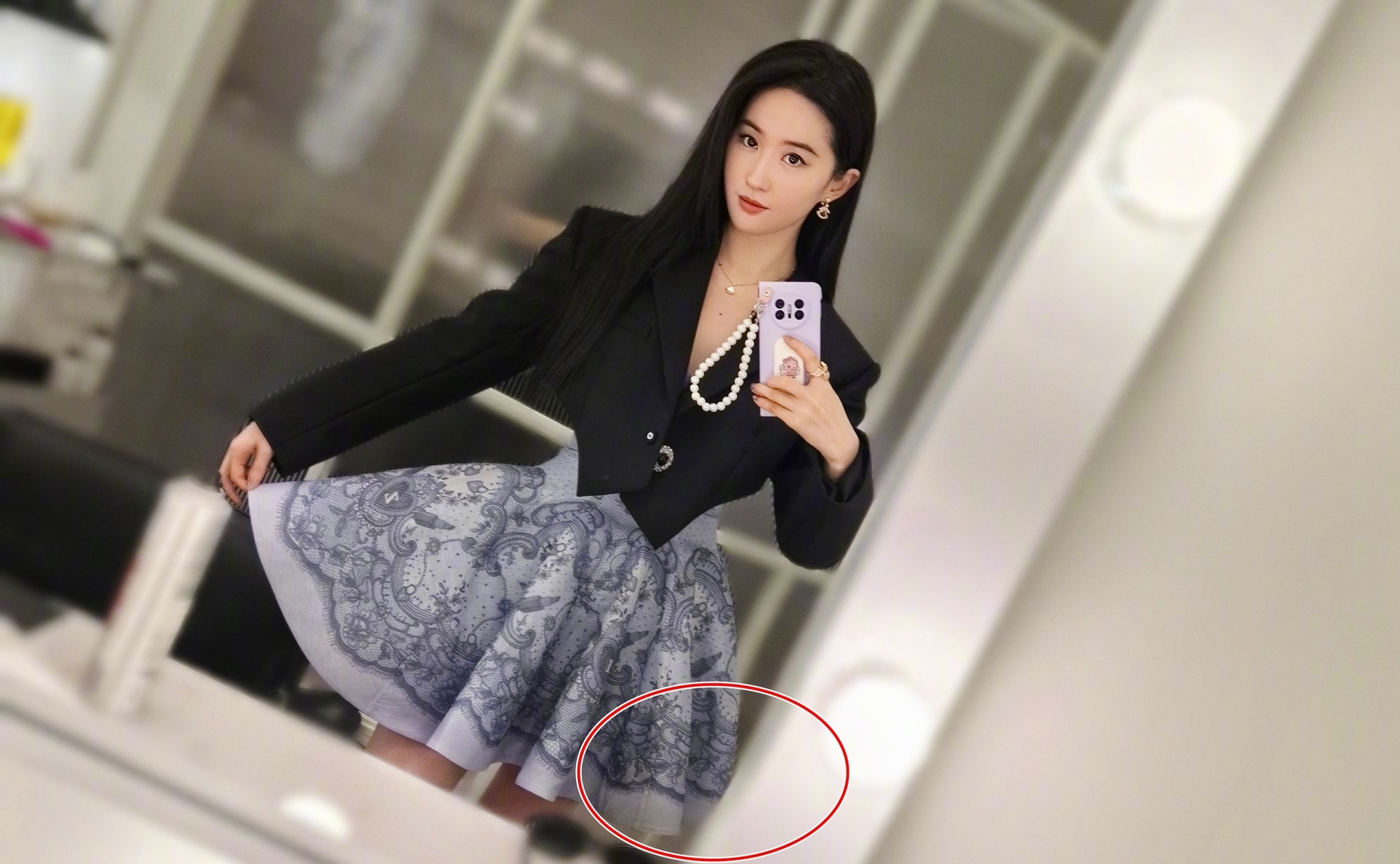 Lưu Diệc Phi bị bóc Lưu Diệc Phi bị bóc