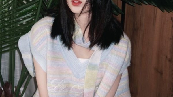 Tiểu Triệu Lệ Dĩnh vừa trở lại đã bị tẩy chay dien diem9 1756029992573 17560299928982053242576