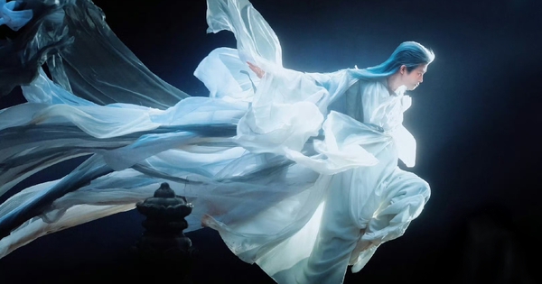 Mỹ nam bạch y đang viral khắp Trung Quốc: Nhan sắc thần thánh tràn đầy tiên khí, trời sinh để đóng cổ trang dien gia thuy7 1741872538189105466982 108 0 956 1620 crop 1741872552712545905185jpg