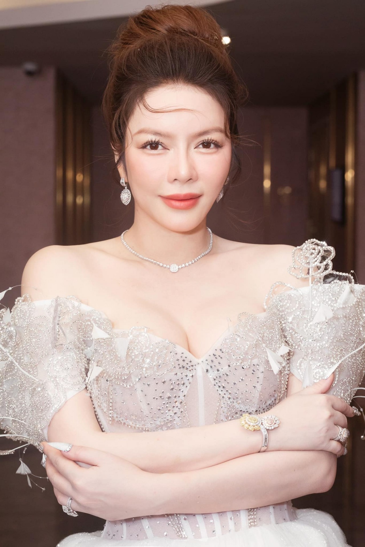 Nhan sắc khác lạ của Lý Nhã Kỳ sau 2 tháng gây xôn xao ở đám cưới Vũ Cát Tường- Ảnh 6.