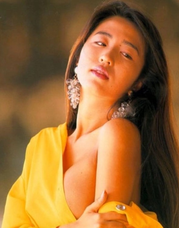 Làm MC, viết tự truyện