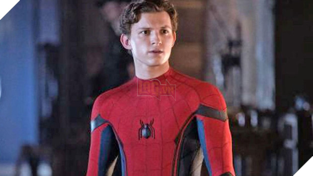 Diễn viên Tom Holland trong trang phục người Nhện